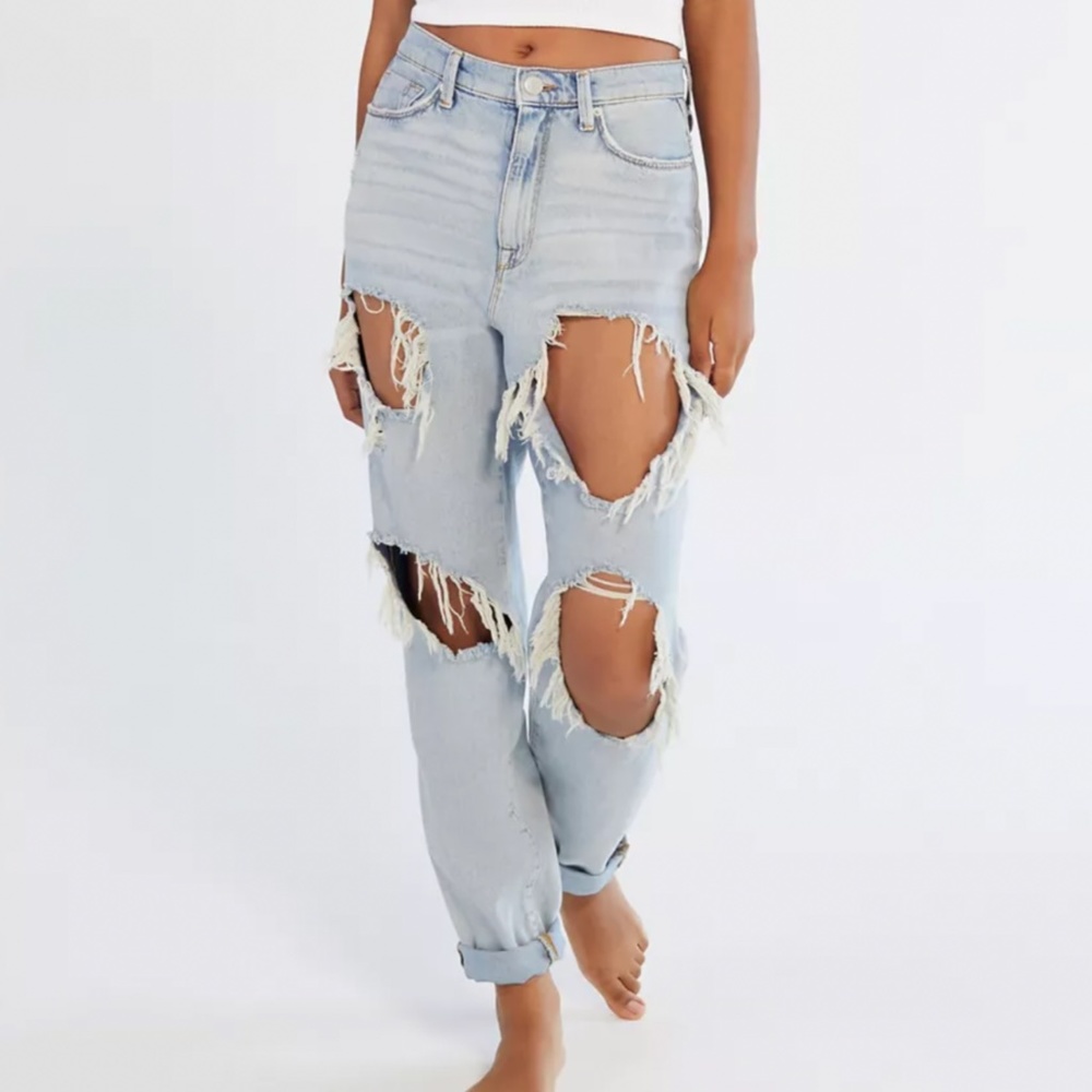 BDG High-Waisted Mom Jean